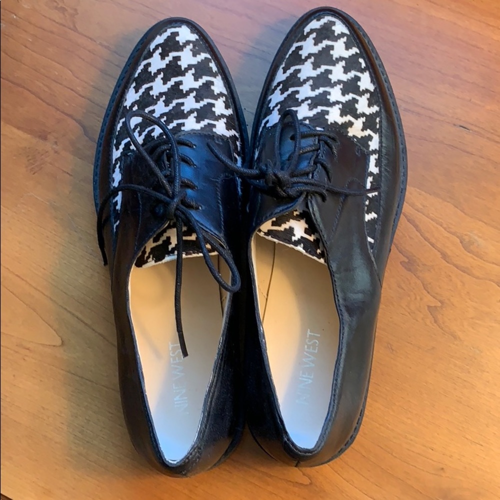 Shoes - Picture 5 of 5